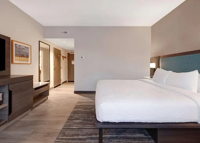 Hotel Hampton Chicago *
